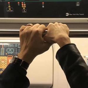 能看见女生隐私部位的软件
